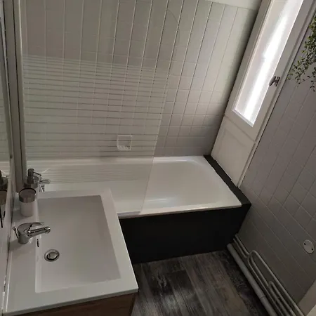 Plein Centre Apartment *